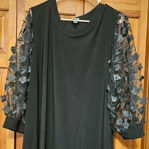 Anne Klein 3X Black Floral Sleeved Blouse